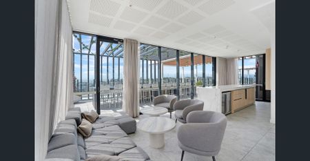 Luxury city living in the heart of Newcastle! - Photo 2