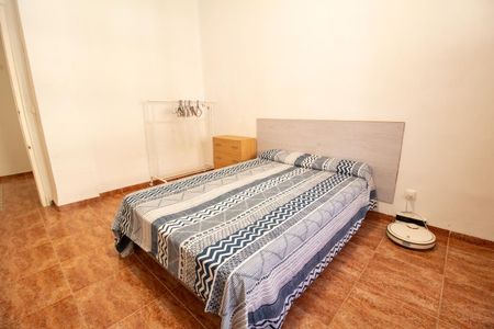 Piso de alquiler en Carrer del Vinalopó, 2, La Bega Baixa - Plaza Xúquer - Photo 5