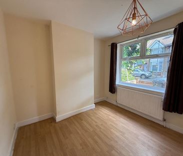 3 Bedroom House To Let - Photo 4