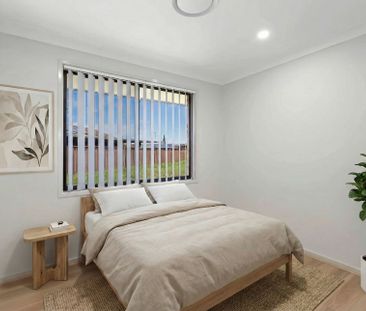 Renovated 4 bedroom home - Photo 6