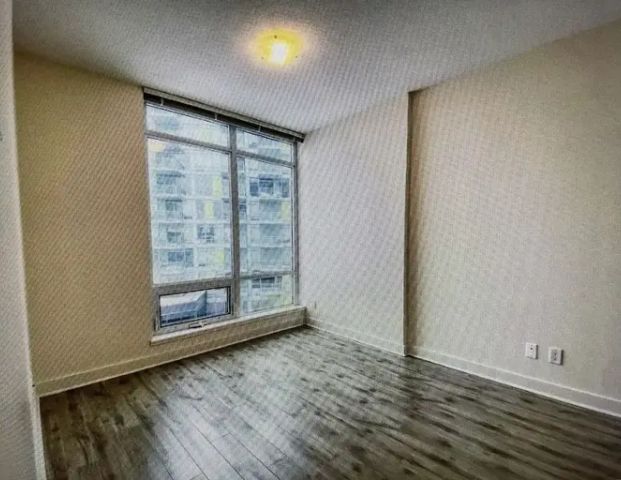 cozy, luxury 2 bedroom university city condo, view and walk to Brentwood mall | Calgary - Photo 1