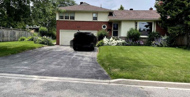 For Lease - 82 Roy Drive, Mississauga, Ontario - Photo 1