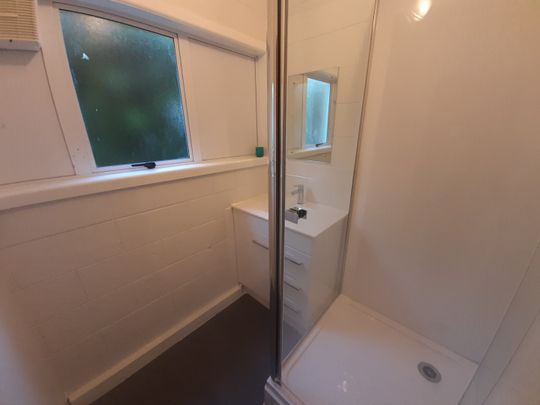 Good Value 1 Bedroom Unit - Photo 1