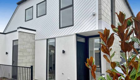 SPREYDON - TWO BEDROOM BRAND NEW TOWNHOUSE - Photo 5