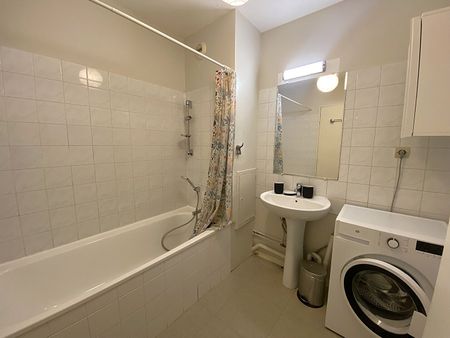 Appartement T3 Lyon 07 à louer - Photo 3