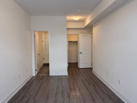 For Lease - 9 Phelps Lane Unit# 15, Richmond Hill, Ontario - Photo 4