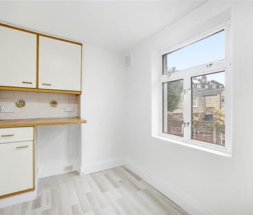 Grantham Road, London, SW9 - Photo 3