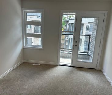 For Lease - 5672 Dorchester Road Unit# 35, Niagara Falls, Ontario - Photo 3