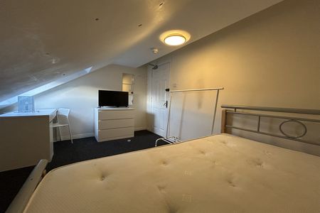 34 Fitzwilliam Square, Belfast, Belfast, BT7 1JH - Photo 5