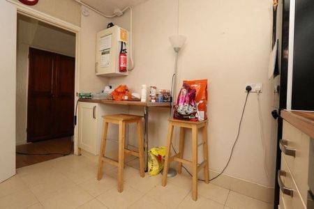 Room in a Shared Flat, Jenkinson House, E2 - Photo 5