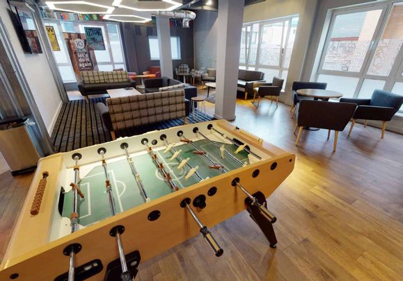 Silver Studio - Photo 1