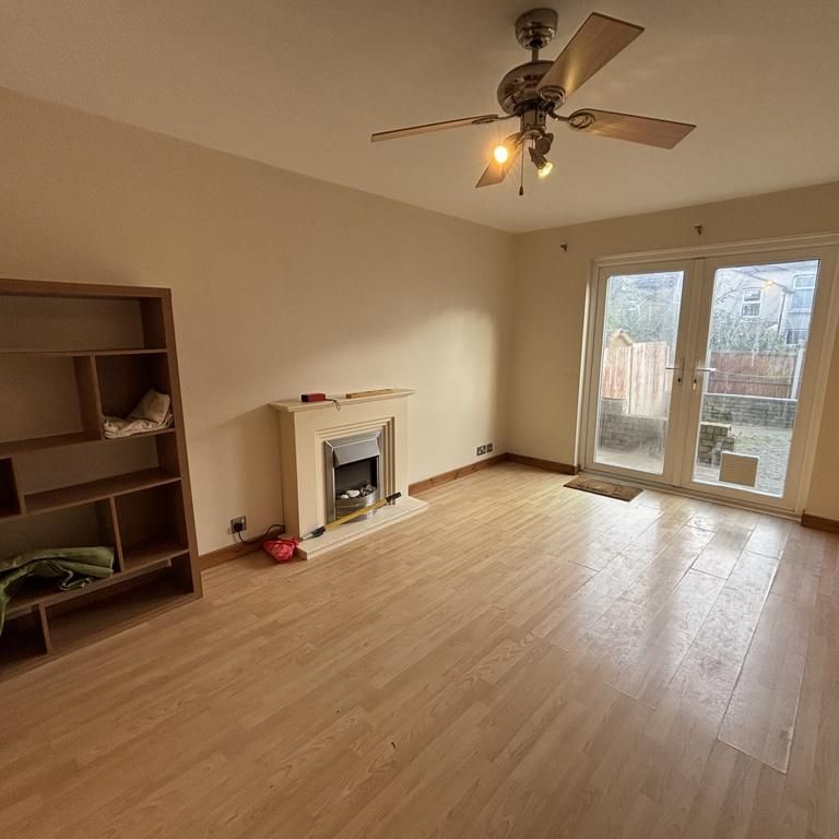 2 bedroom house to rent - Photo 1