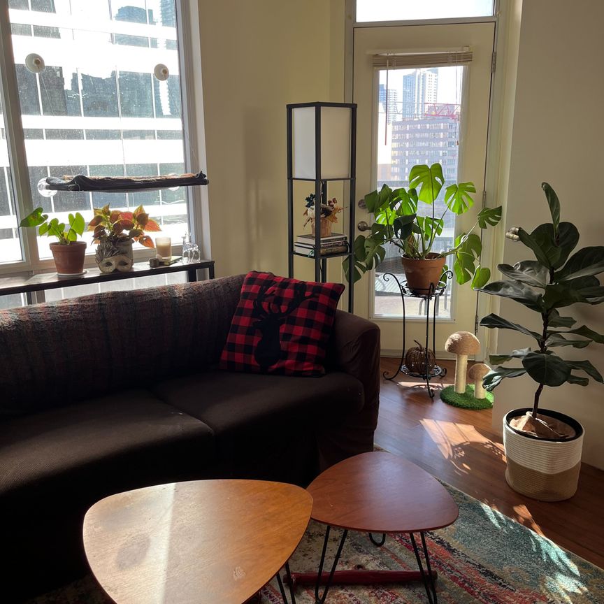 For Lease - 85 Bloor Street Unit# 1209, Toronto, Ontario - Photo 1