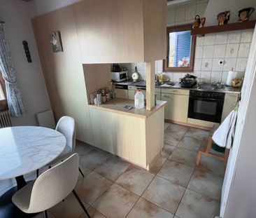 Beautiful family home in St-Légier with lake view - Foto 6