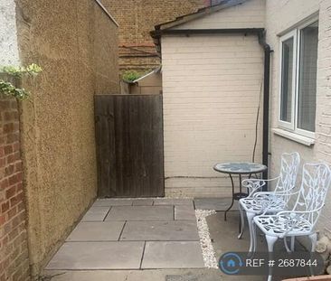 1 bedroom flat to rent - Photo 5