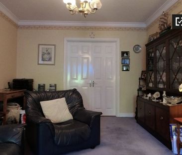 Room in a 4Bedroom Apartment for rent in Rathfarnham, Dublin - Photo 4