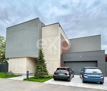 Vila superba de inchiriat-6 camere-cartier privat-Iancu Nico - Fotografie 6