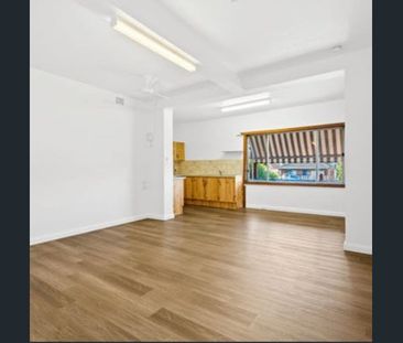 Two bedroom unit at a convenient location - Photo 5