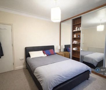 5 bedroom terraced house to rent - Photo 5