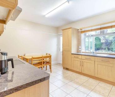 Lydgate Road, Batley, WF17 - Photo 5