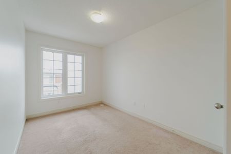 For Lease - 106 Aspen Hills Road, Brampton, Ontario - Photo 5