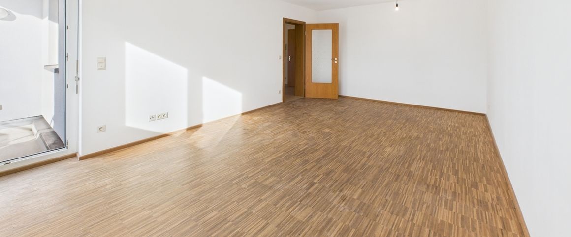 Moderne Wohnung mit neuer EBK und schönem Balkonblick - Foto 1