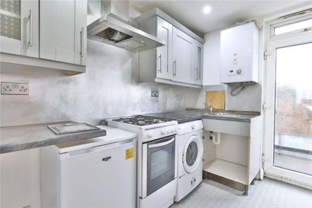 3 bedroom apartment to rent - Photo 3