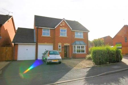 6 bedroom detached house to rent - Photo 2