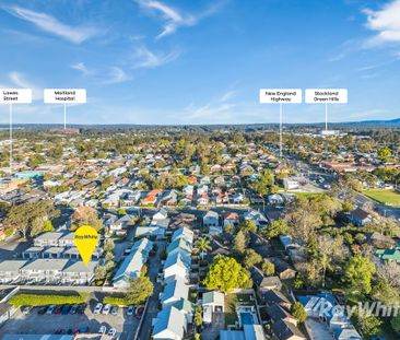 Exceptional Townhouse Living. - Photo 2