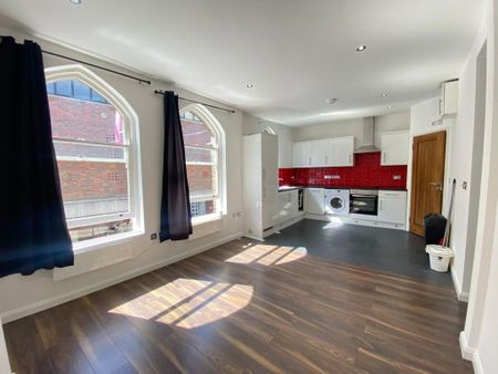 1 bedroom flat to rent - Photo 3