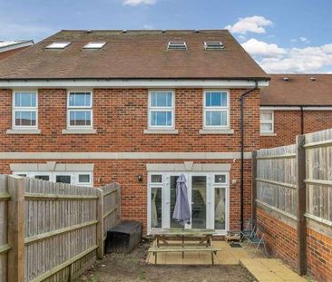 Oak Avenue, Wokingham, RG40 - Photo 6