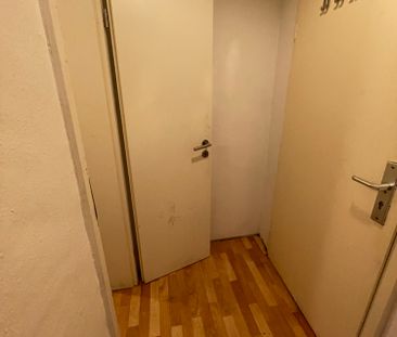 Duisburg: Günstige Single - 1 Zimmerwohnung im Dachgeschoss! - Photo 2