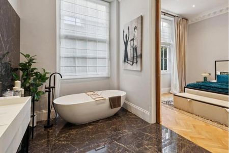 4 bedroom apartment to rent - Photo 3