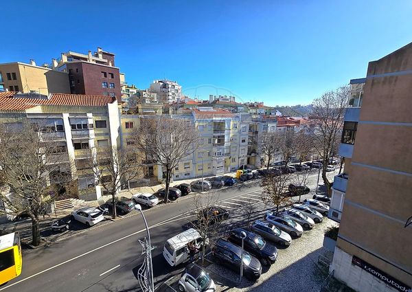 Apartamento T2 em Lisboa