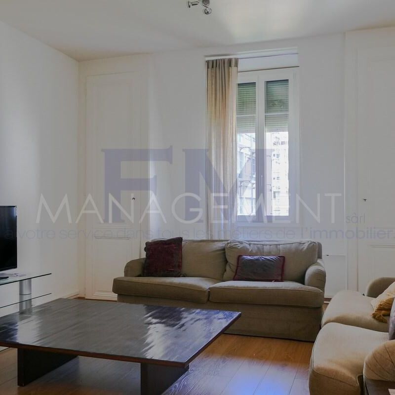 Rue Monnier – 2 rooms furnished with approx. 70 m² on the 3rd floor - Photo 1