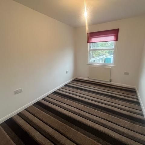 3 bedroom bungalow to rent - Photo 1