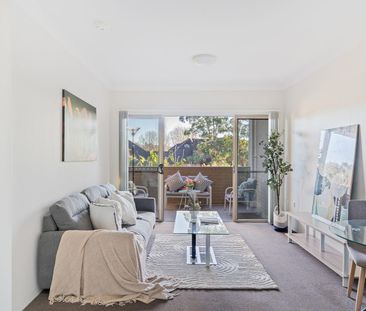 Renovated Apartment Central Location - Photo 2