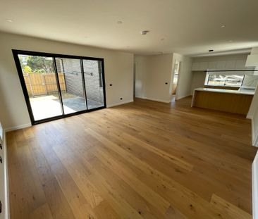 Brand New Townhouse in Prime Mount Waverley Court Location - Photo 6