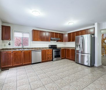 For Lease - 42 Zimmer Street, Brampton, Ontario - Photo 4