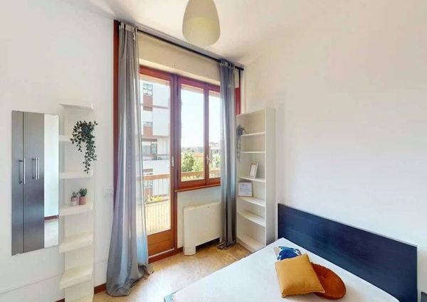 Via Giuseppe Frua, Milan, Lombardy 20146