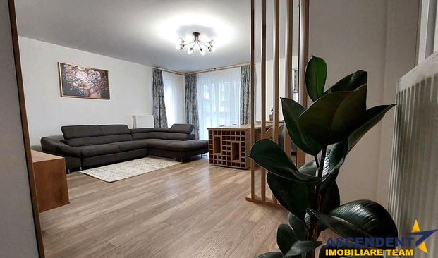 Apartament cu 3 camere, Maurer, Libertatii, Targu Mures. - Photo 1