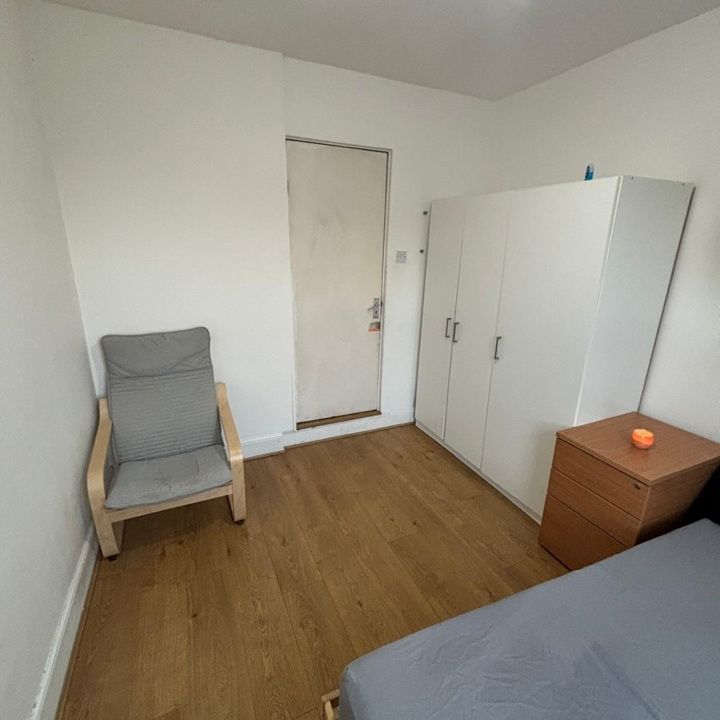 Room in a Shared House, Church Road, E10 - Photo 1