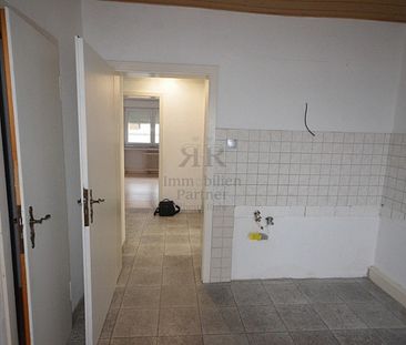 Schöne helle und gut aufgeteilte Wohnung mit Balkon! - Foto 2