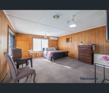 9a Highclere Avenue, Mount Waverley, Vic 3149 - Photo 3