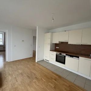 WG- geeignet | Ruhige 3 - Zimmer - Dachgeschosswohnung mit Terrasse I ab sofort - Photo 3