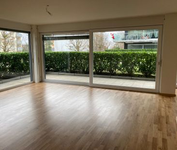 Fontaine 8, Colombier - Photo 1