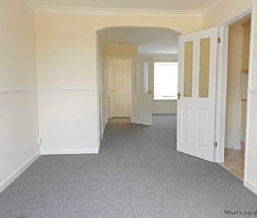 3 bedroom property to rent in Woodbridge - Photo 5