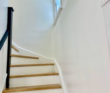 For Lease - 15 Downing Street, Toronto, Ontario - Photo 1