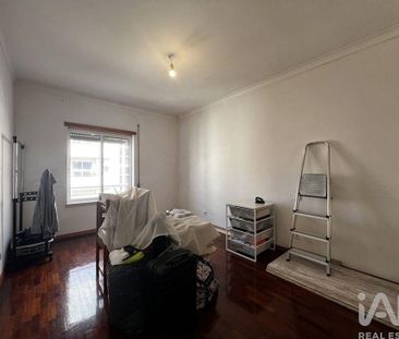 Coimbra, Lisbon - Photo 6