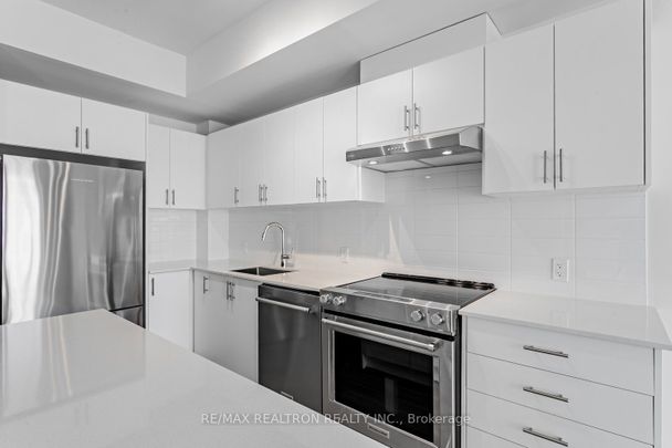 For Lease - 8960 Jane Street Unit# 2318, Vaughan, Ontario - Photo 1